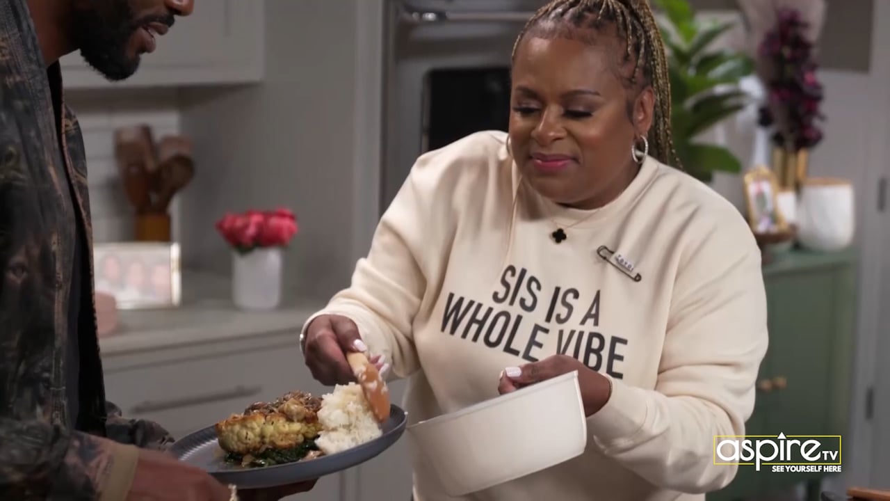 Downright Delicious with Yo-Yo - Yo-Yo’s BACK in the Kitchen