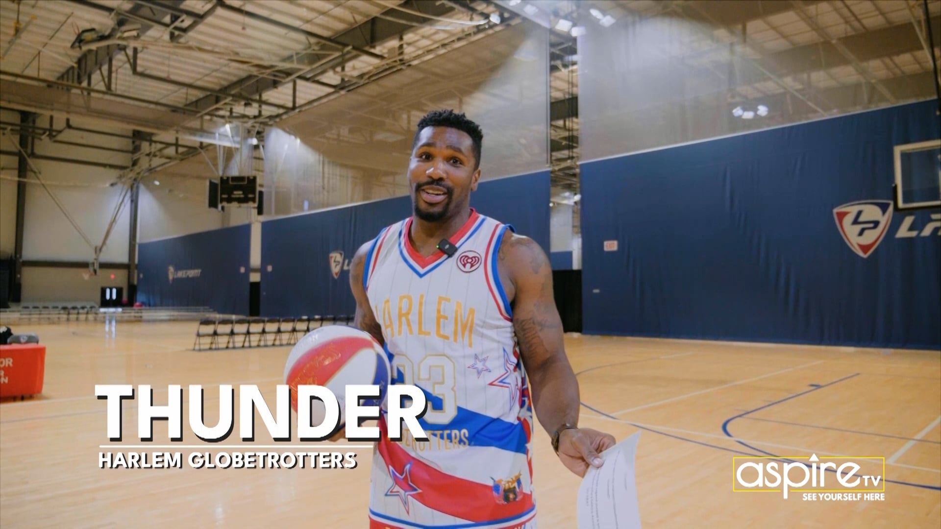 The Harlem Globetrotters: Secrets of the City - Trick Question or Trick Shot